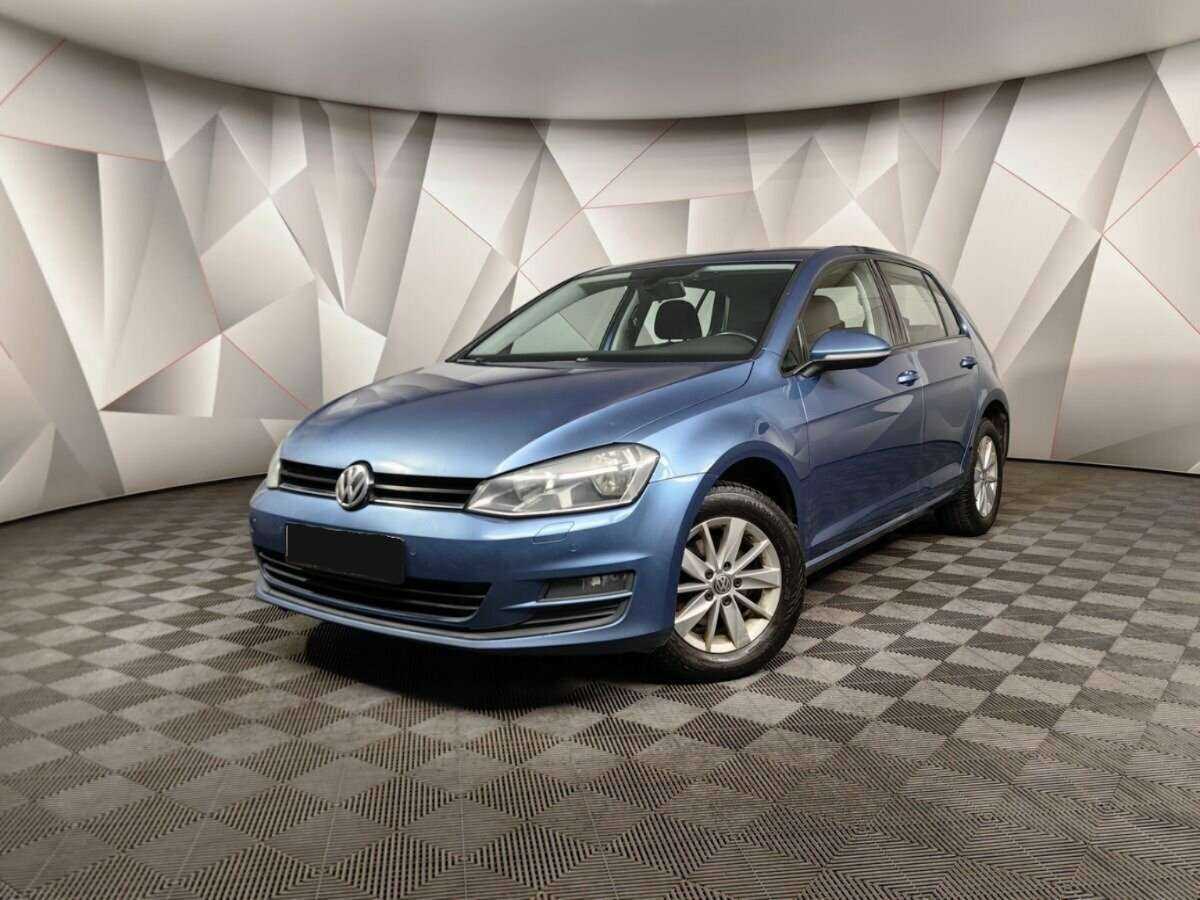Купить Volkswagen Golf с пробегом. Посмотреть фото