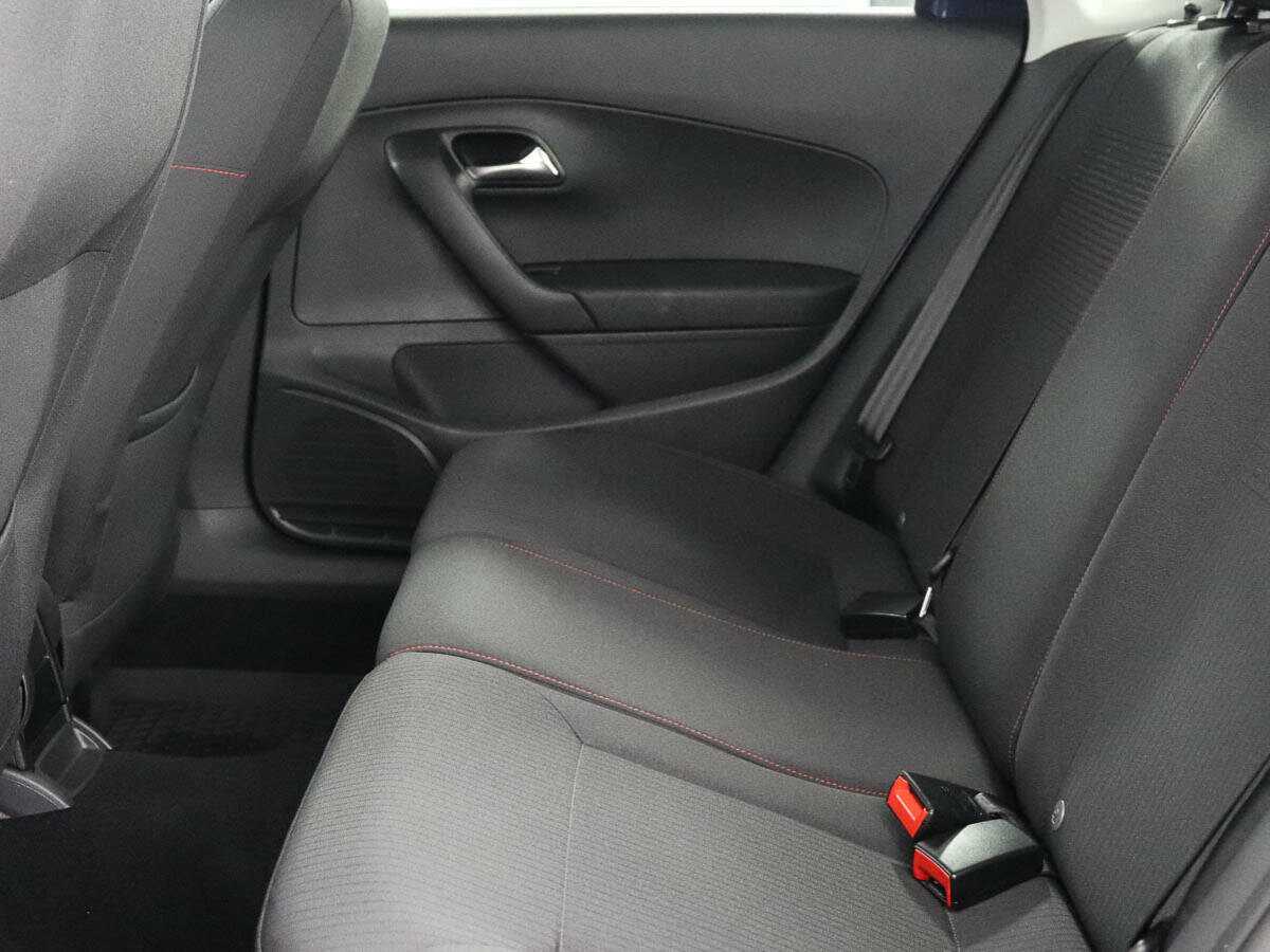 Купить Volkswagen Polo с пробегом. Фото: #8