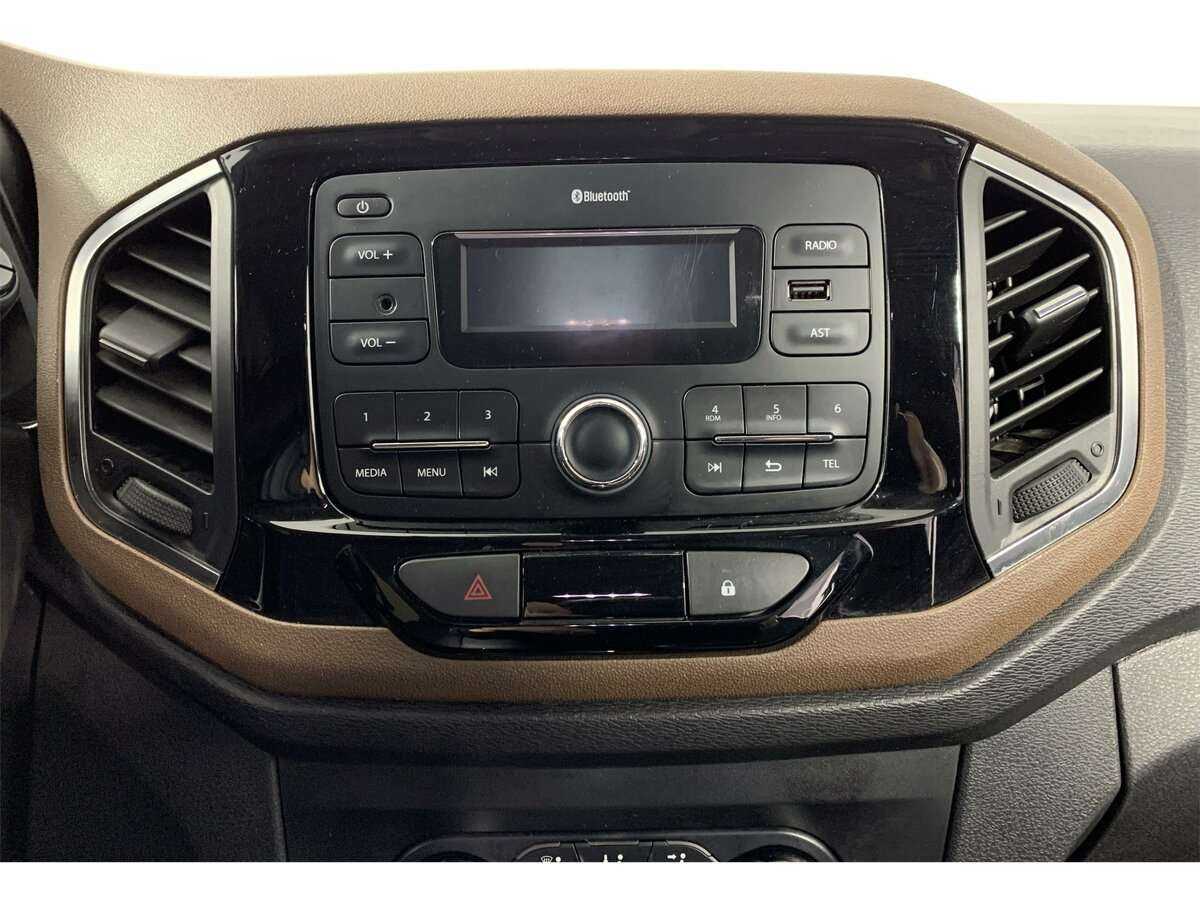 Купить Lada (ВАЗ) XRAY с пробегом. Фото: #12