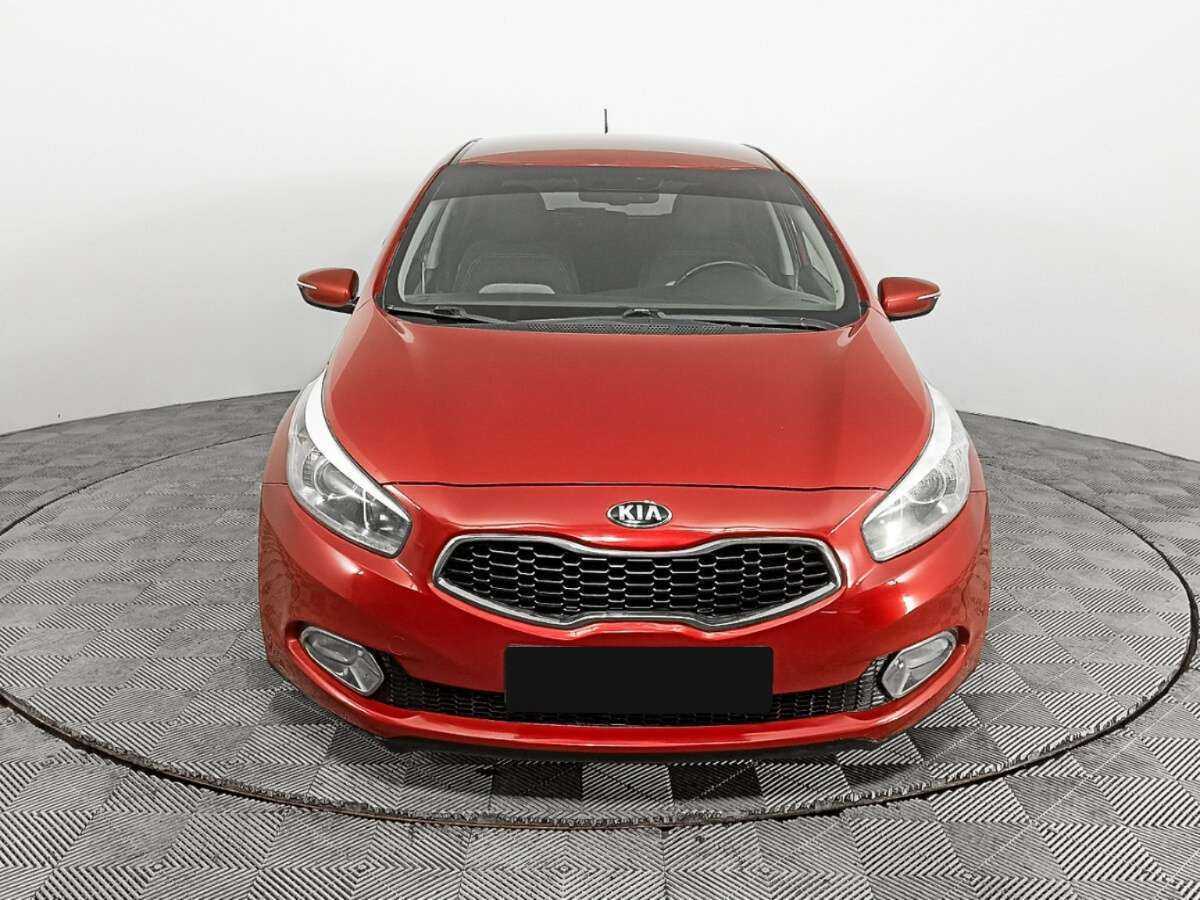 Купить Kia Ceed с пробегом. Фото: #1