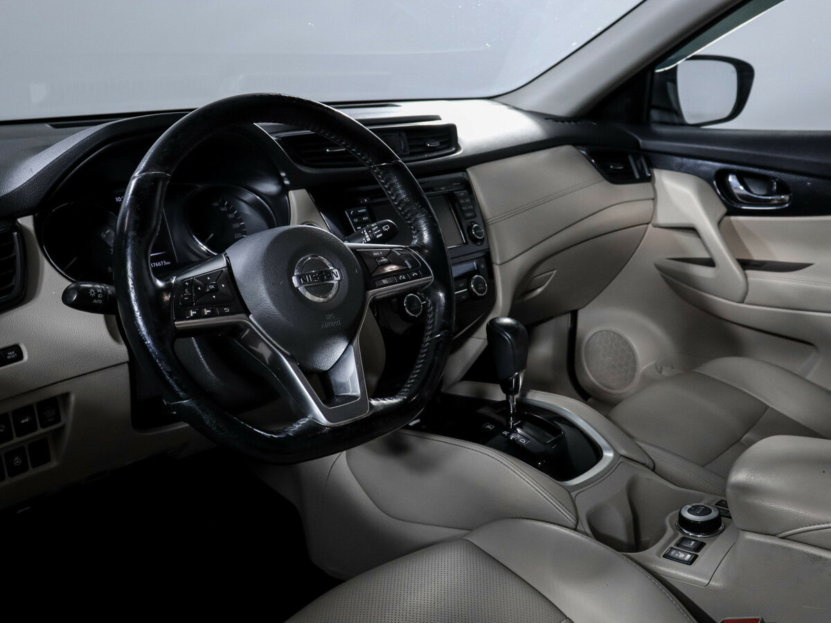 Купить Nissan X-Trail с пробегом. Фото: #10