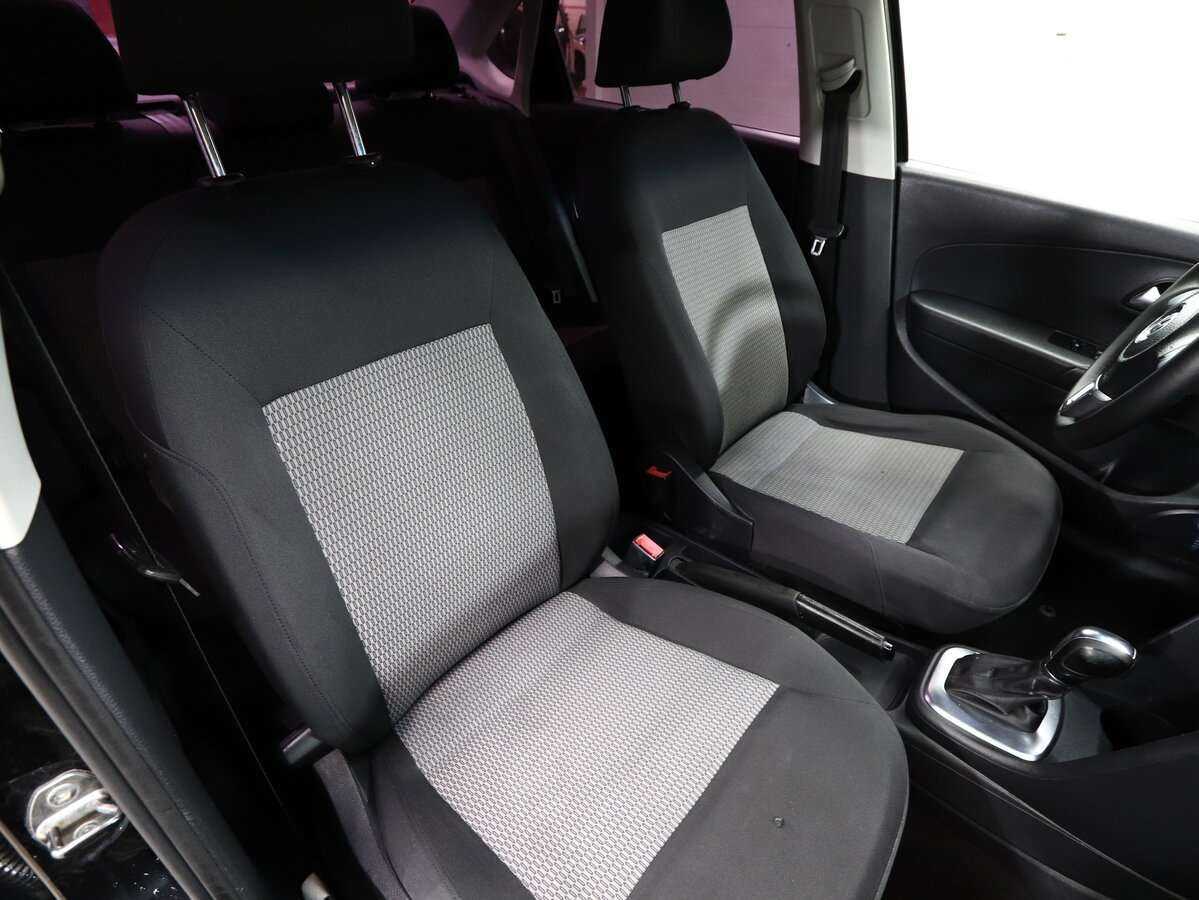 Купить Volkswagen Polo с пробегом. Фото: #6