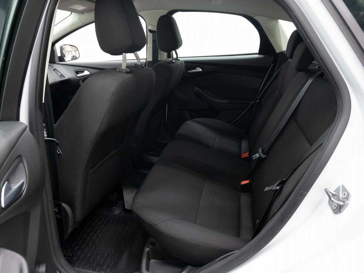 Купить Ford Focus с пробегом. Фото: #8