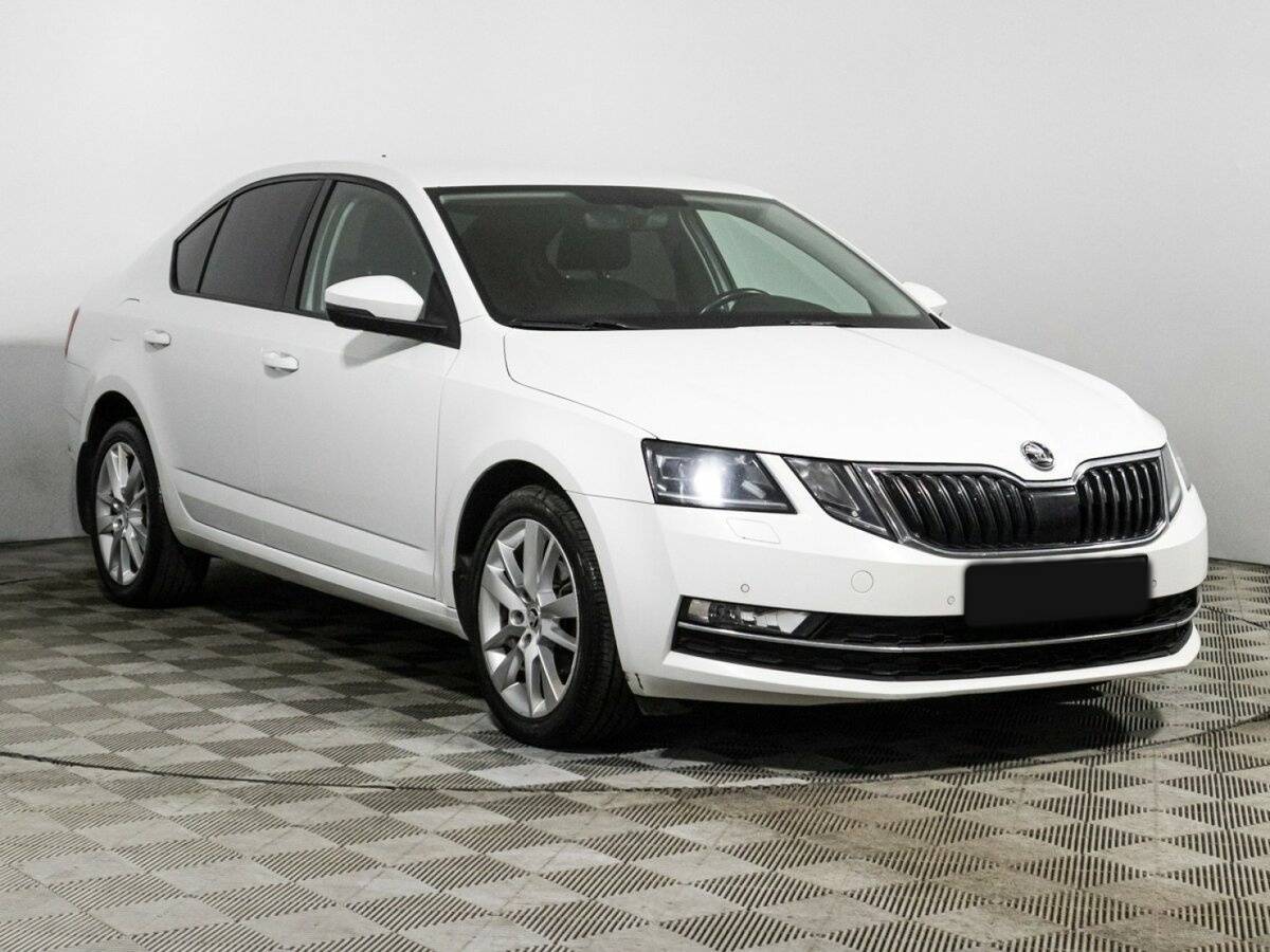 Купить Skoda Octavia с пробегом. Фото: #2
