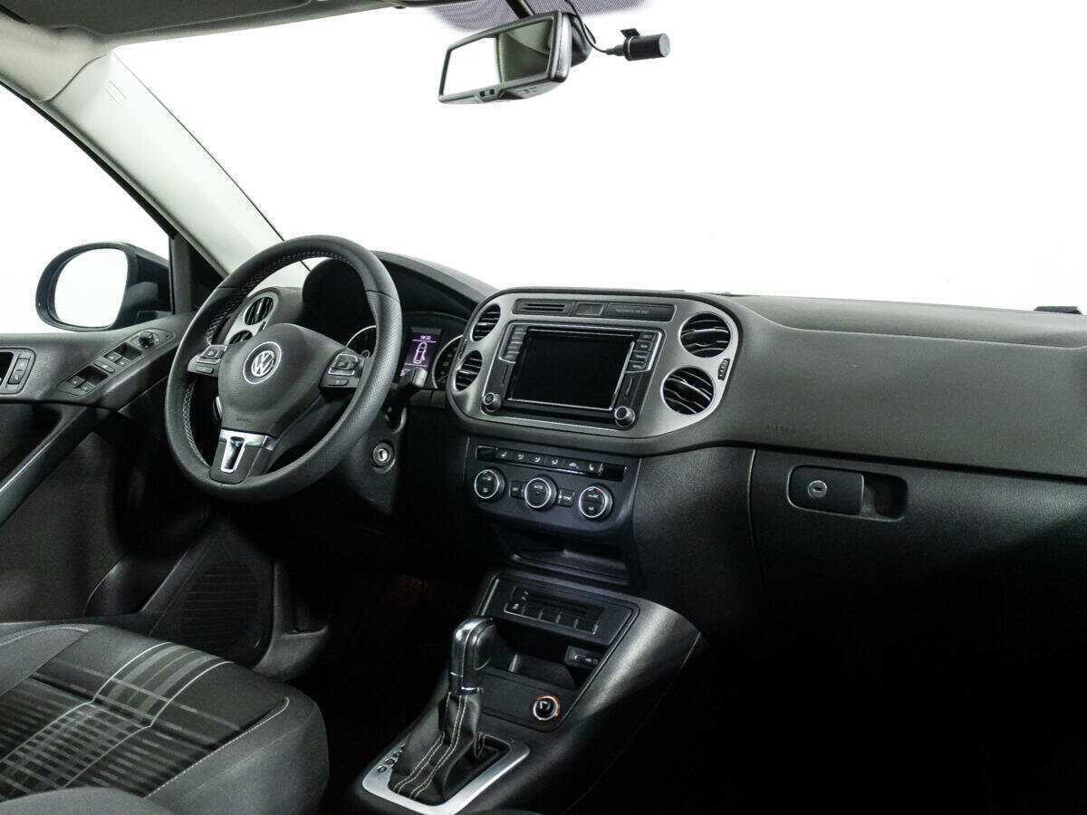 Купить Volkswagen Tiguan с пробегом. Фото: #8