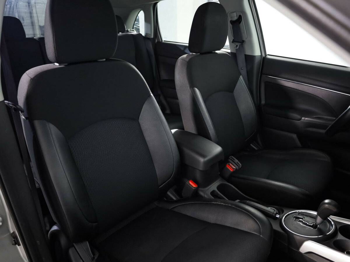 Купить Mitsubishi ASX с пробегом. Фото: #18