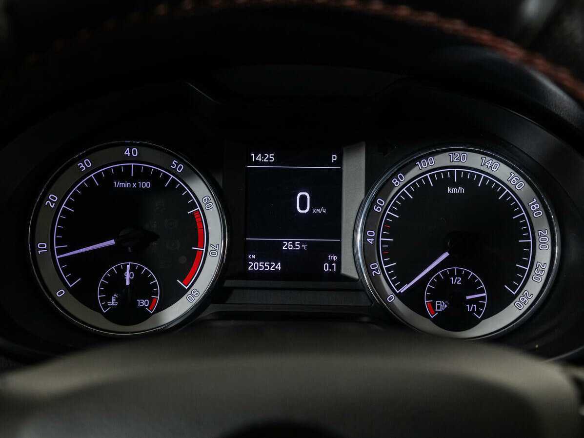 Купить Skoda Octavia с пробегом. Фото: #11