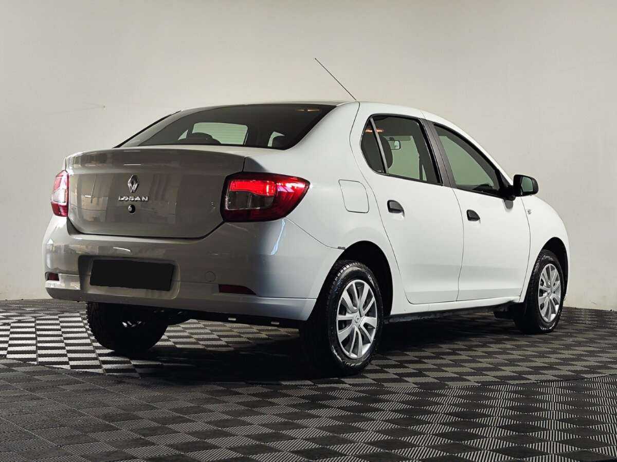 Купить Renault Logan с пробегом. Фото: #2