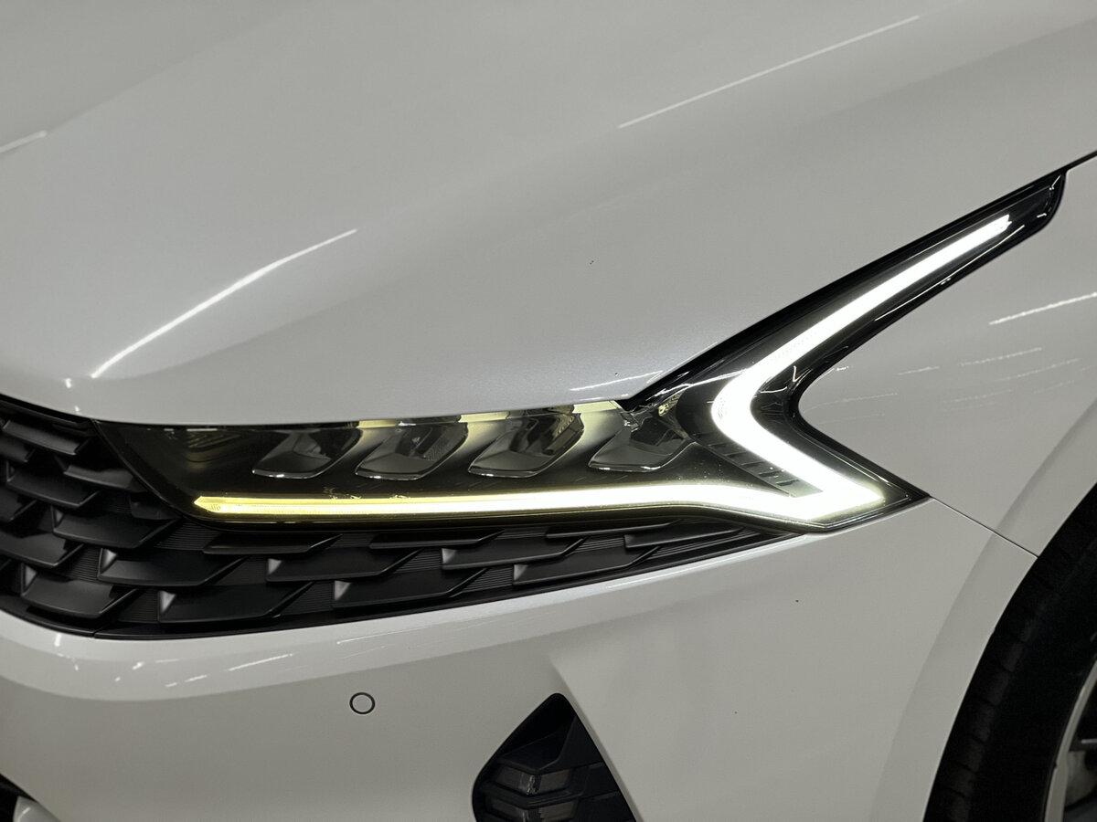 Купить Kia K5 с пробегом. Фото: #16