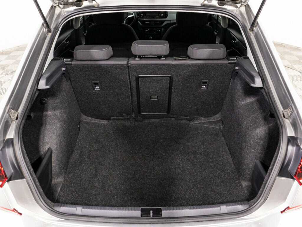 Купить Volkswagen Polo с пробегом. Фото: #13