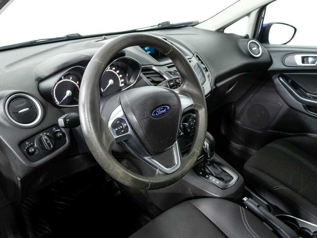 Купить Ford Fiesta с пробегом. Фото: #10