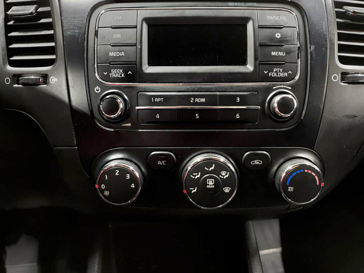 Купить Kia Cerato с пробегом. Фото: #14