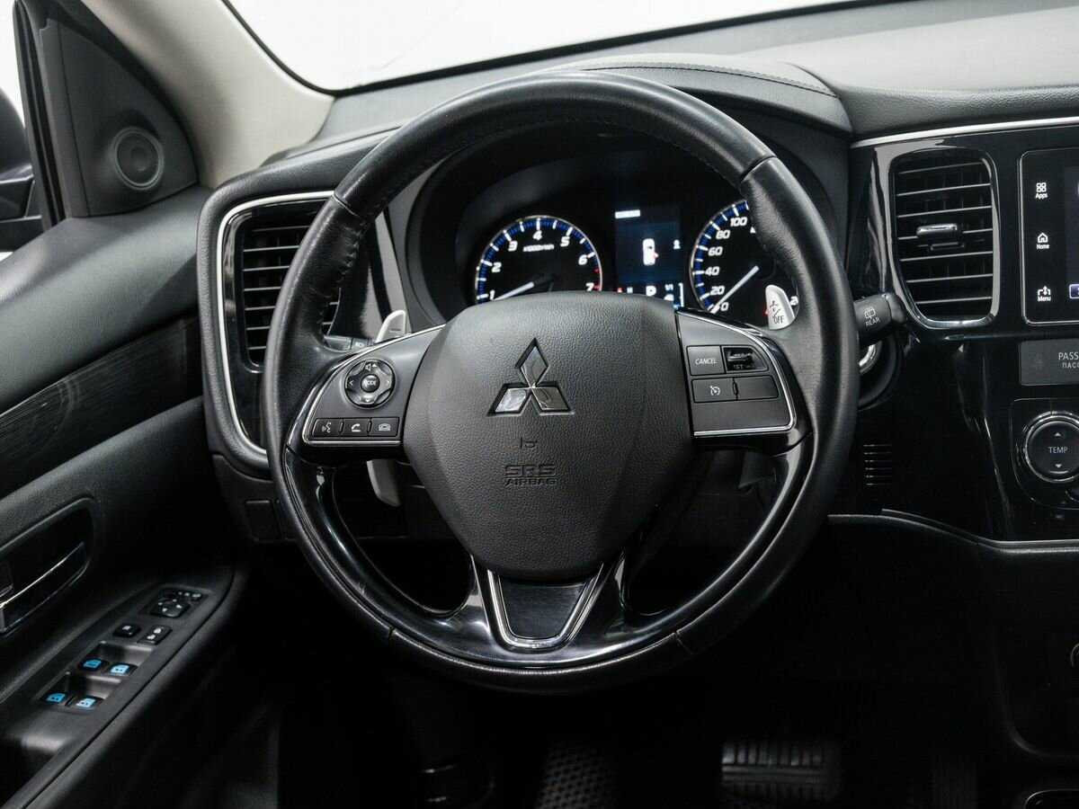 Купить Mitsubishi Outlander с пробегом. Фото: #10