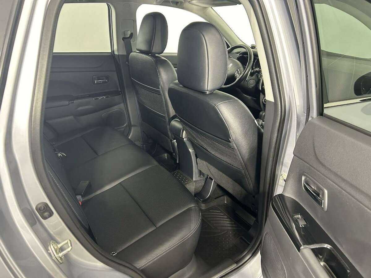 Купить Peugeot 4008 с пробегом. Фото: #14