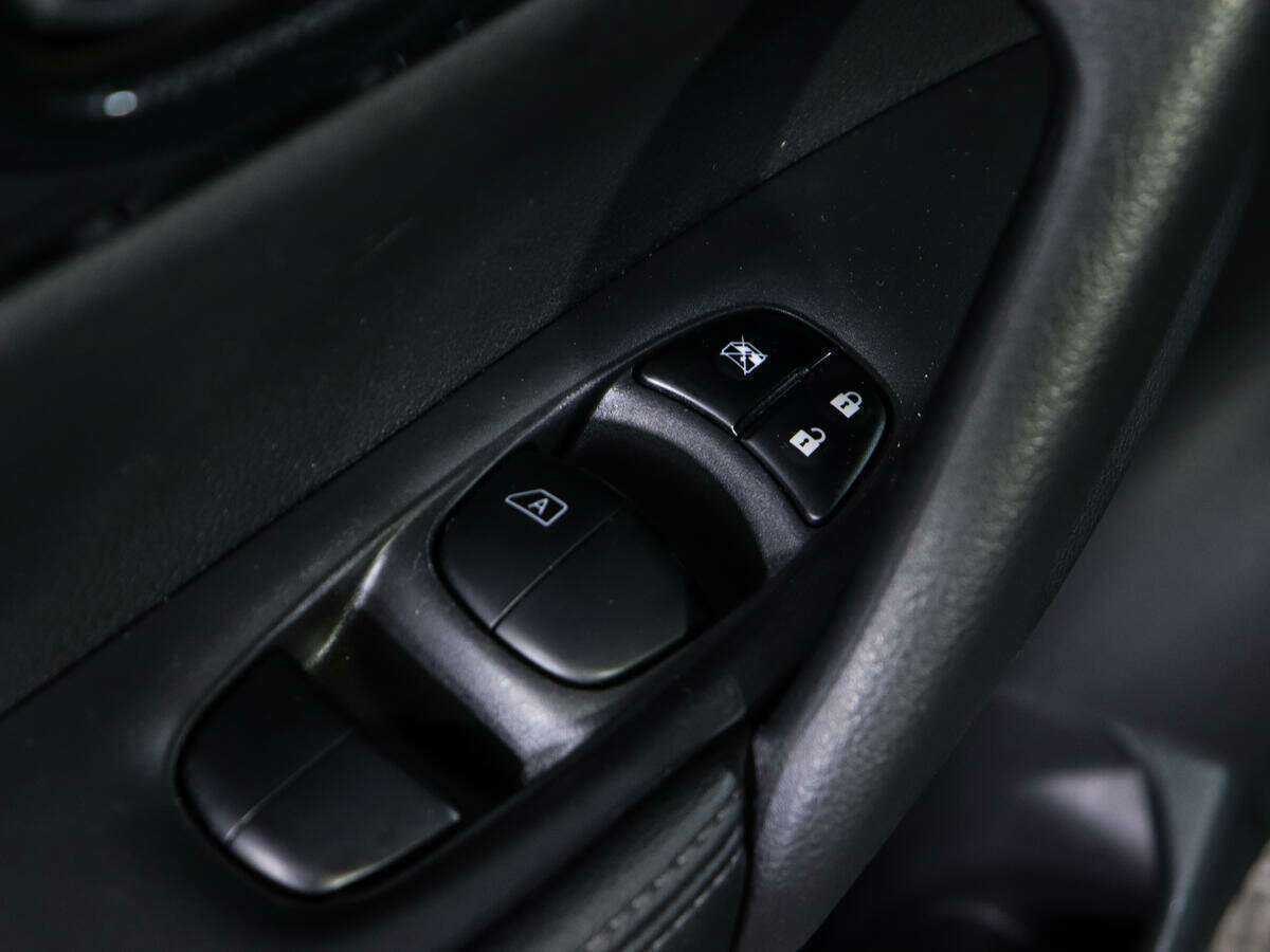 Купить Nissan X-Trail с пробегом. Фото: #16