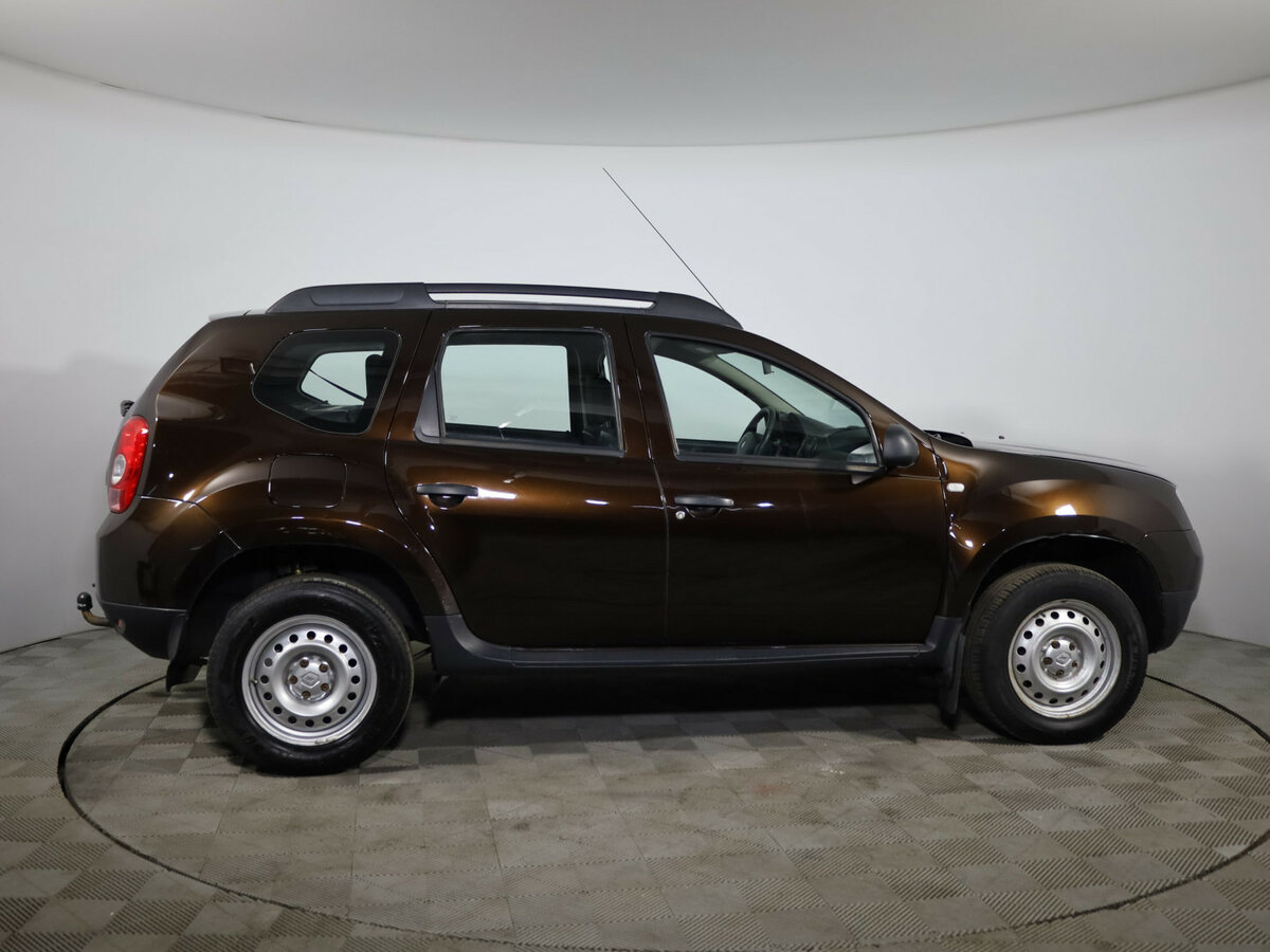 Купить Renault Duster с пробегом. Фото: #3