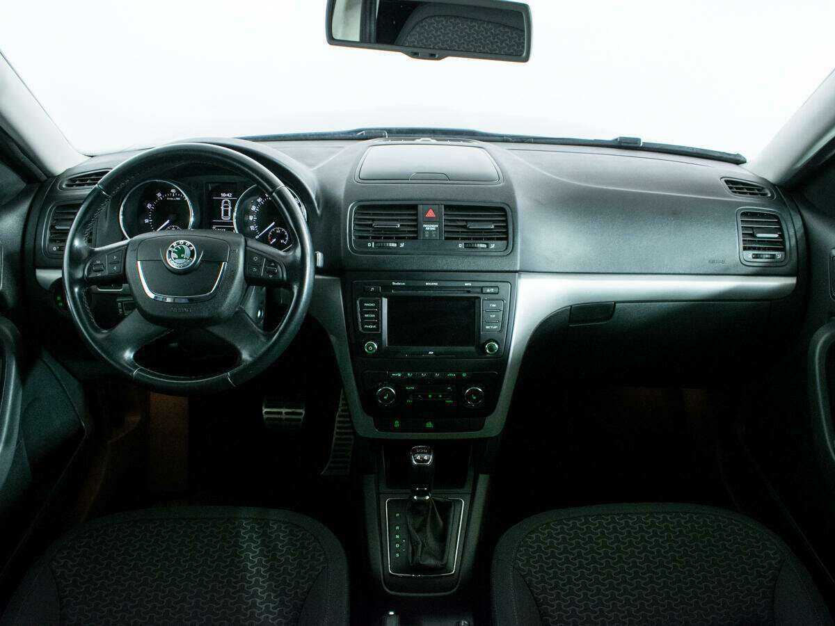 Купить Skoda Yeti с пробегом. Фото: #11