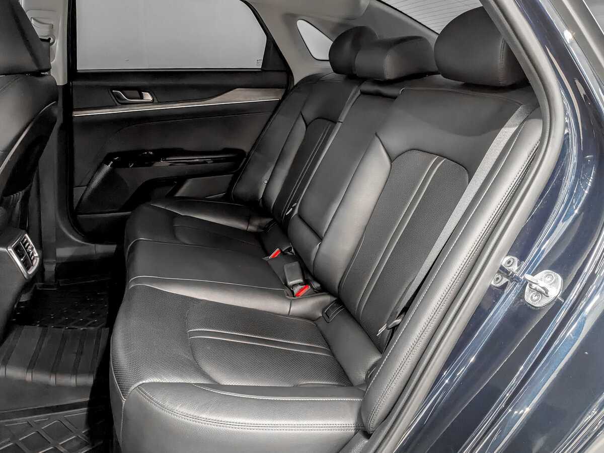 Купить Kia K5 с пробегом. Фото: #11