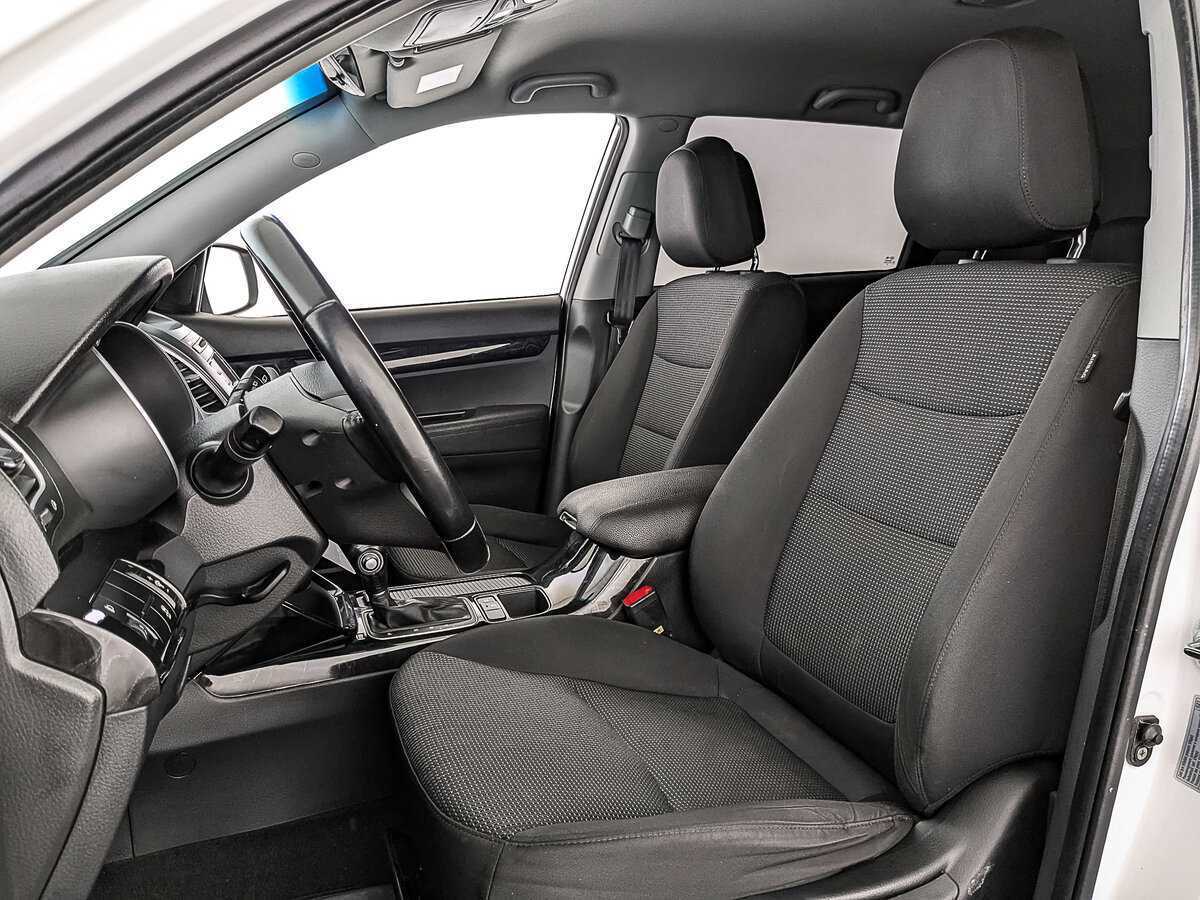 Купить Kia Sorento с пробегом. Фото: #19