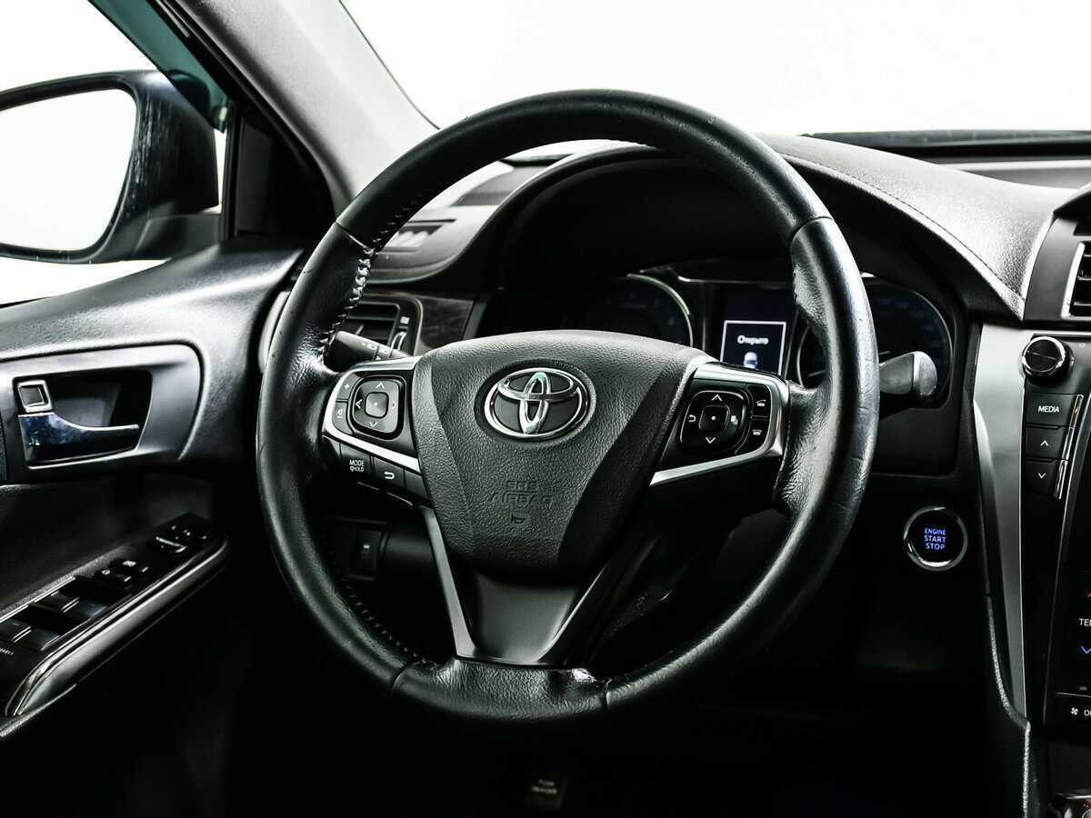Купить Toyota Camry с пробегом. Фото: #14