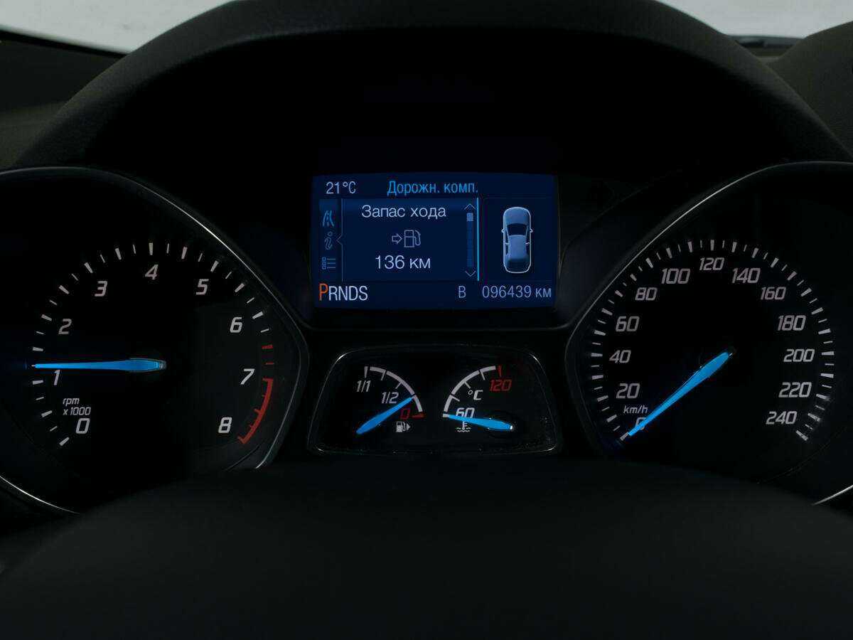 Купить Ford Kuga с пробегом. Фото: #10