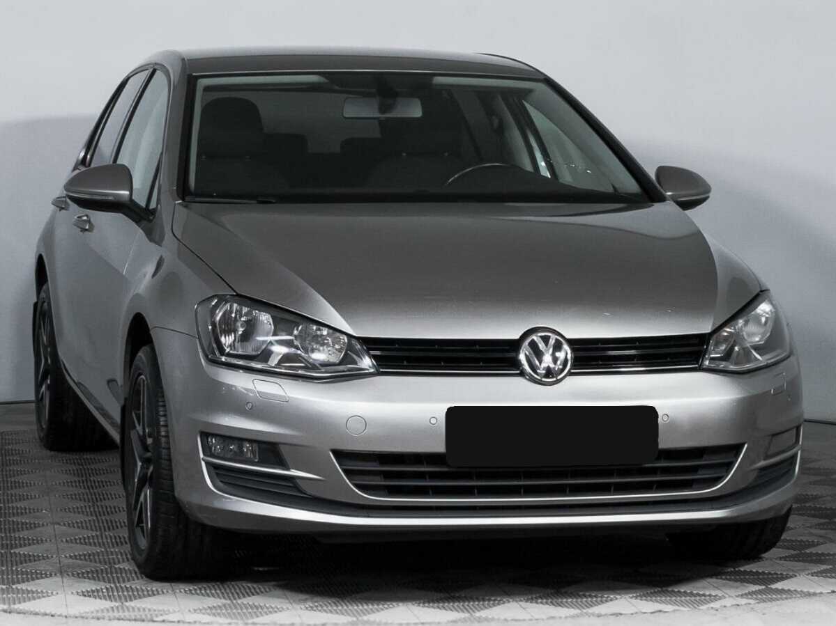 Купить Volkswagen Golf с пробегом. Фото: #2