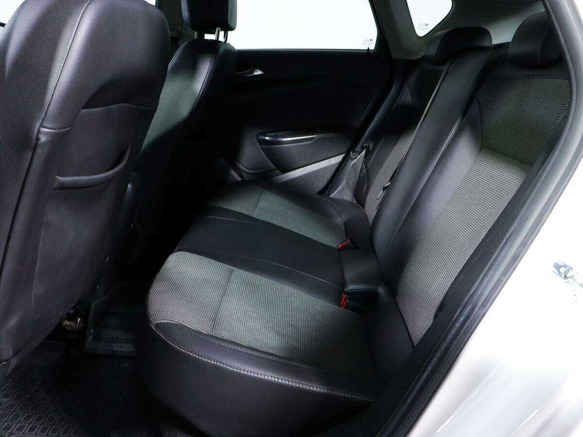 Купить Opel Astra с пробегом. Фото: #9