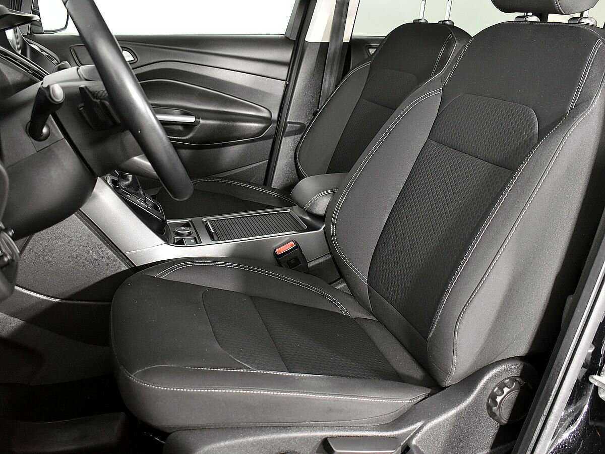 Купить Ford Kuga с пробегом. Фото: #9