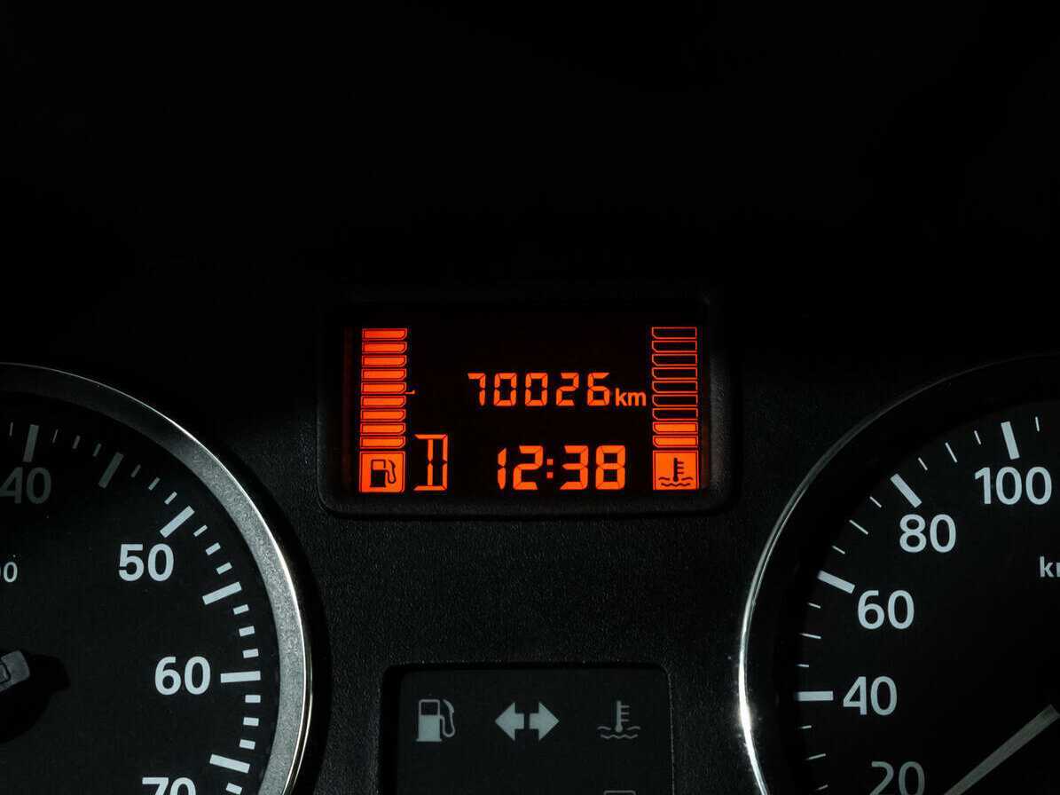 Купить Nissan Terrano с пробегом. Фото: #13