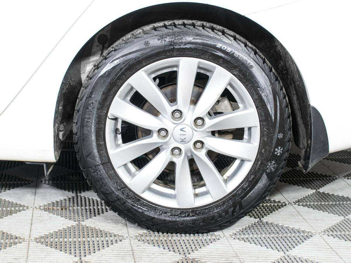 Купить Kia Cerato с пробегом. Фото: #15