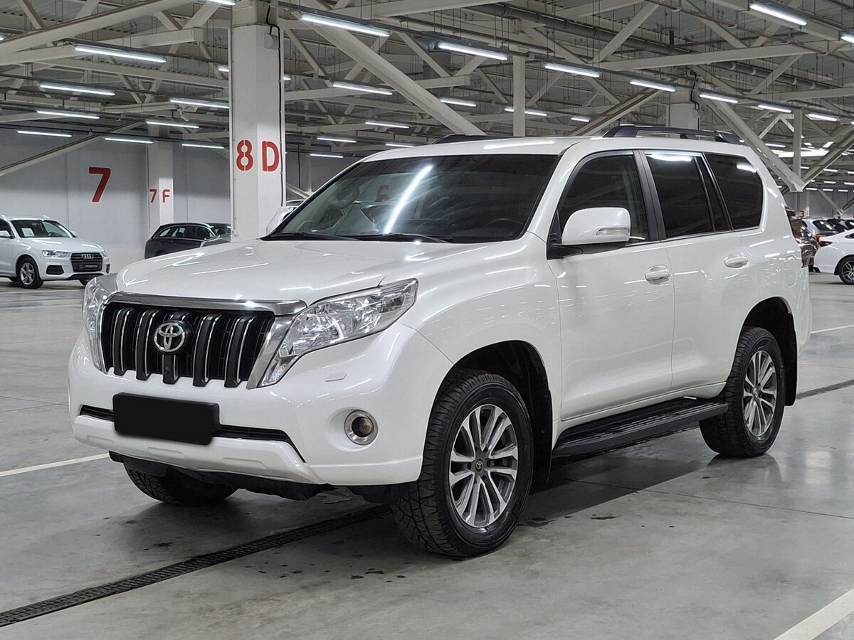 Купить Toyota Land Cruiser Prado с пробегом. Фото: #0