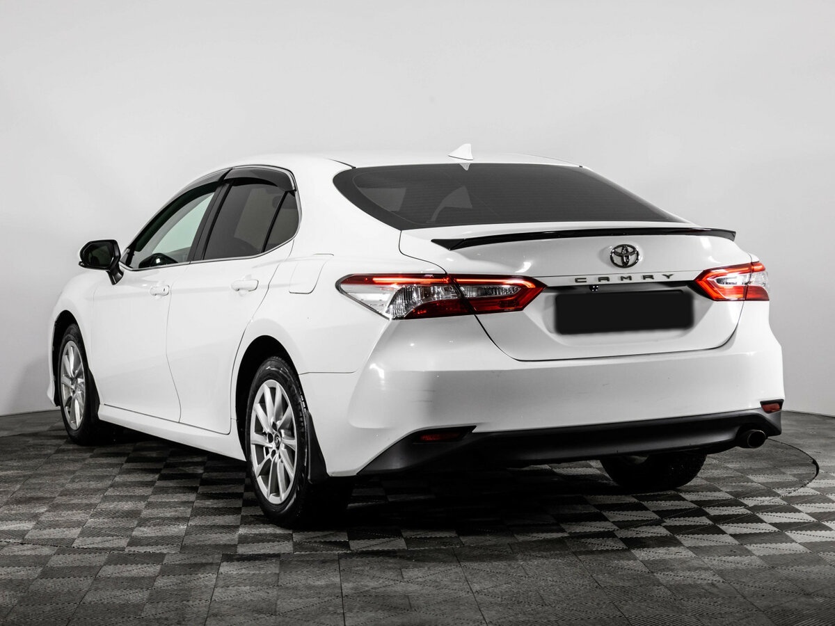 Купить Toyota Camry с пробегом. Фото: #5