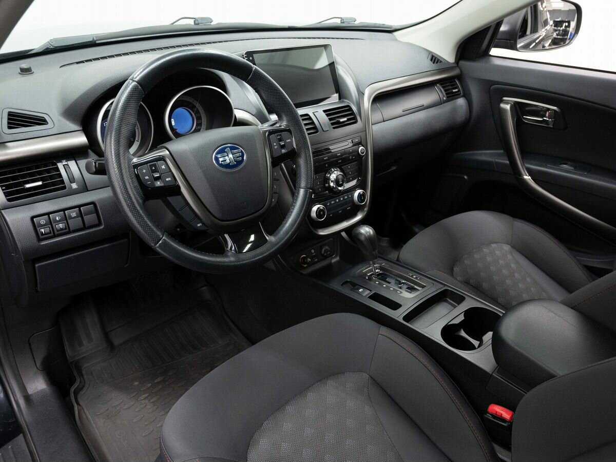 Купить FAW Besturn X80 с пробегом. Фото: #7