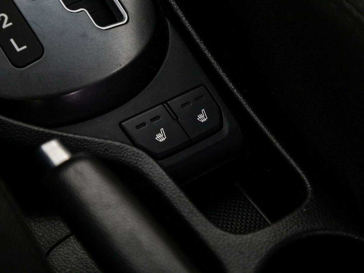 Купить Kia Rio с пробегом. Фото: #13