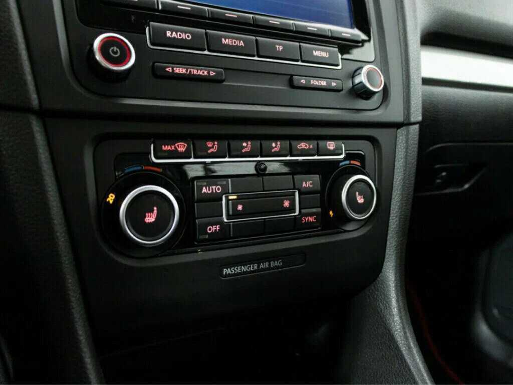 Купить Volkswagen Golf с пробегом. Фото: #13