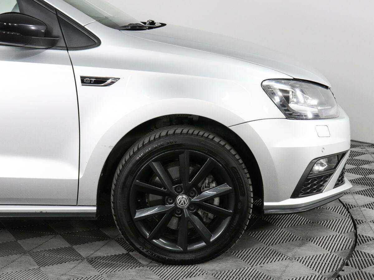 Купить Volkswagen Polo с пробегом. Фото: #12