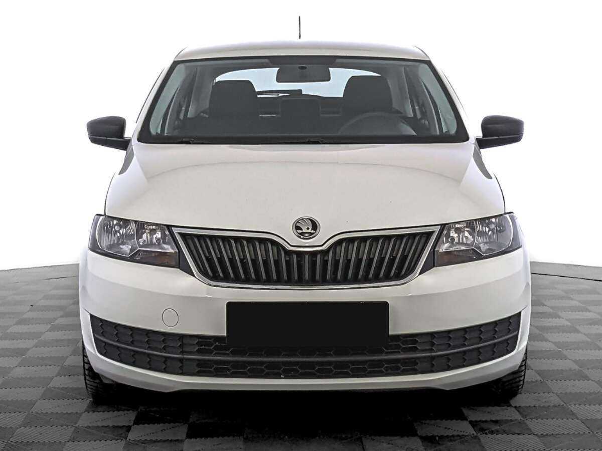 Купить Skoda Rapid с пробегом. Фото: #1