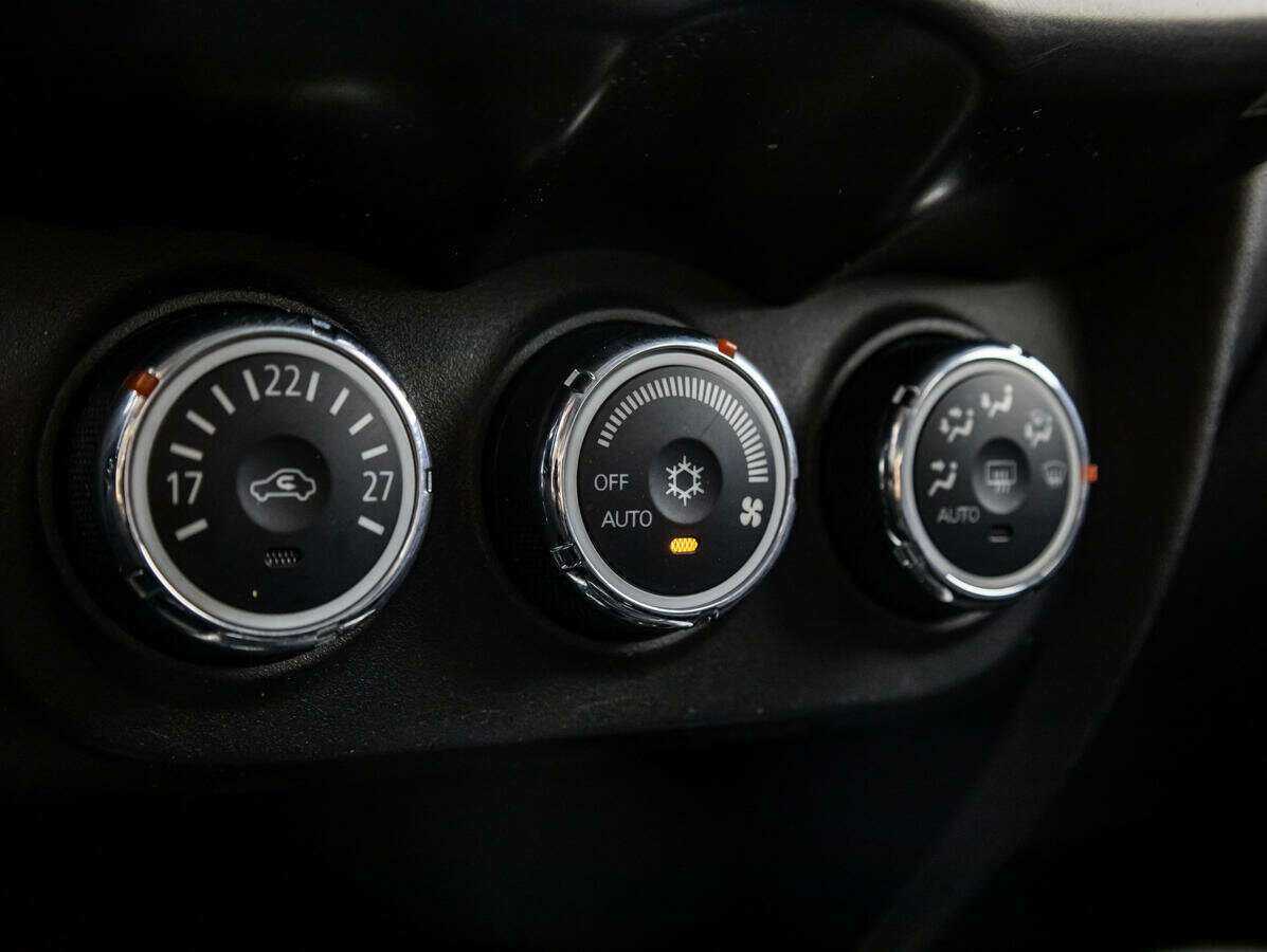 Купить Mitsubishi ASX с пробегом. Фото: #15