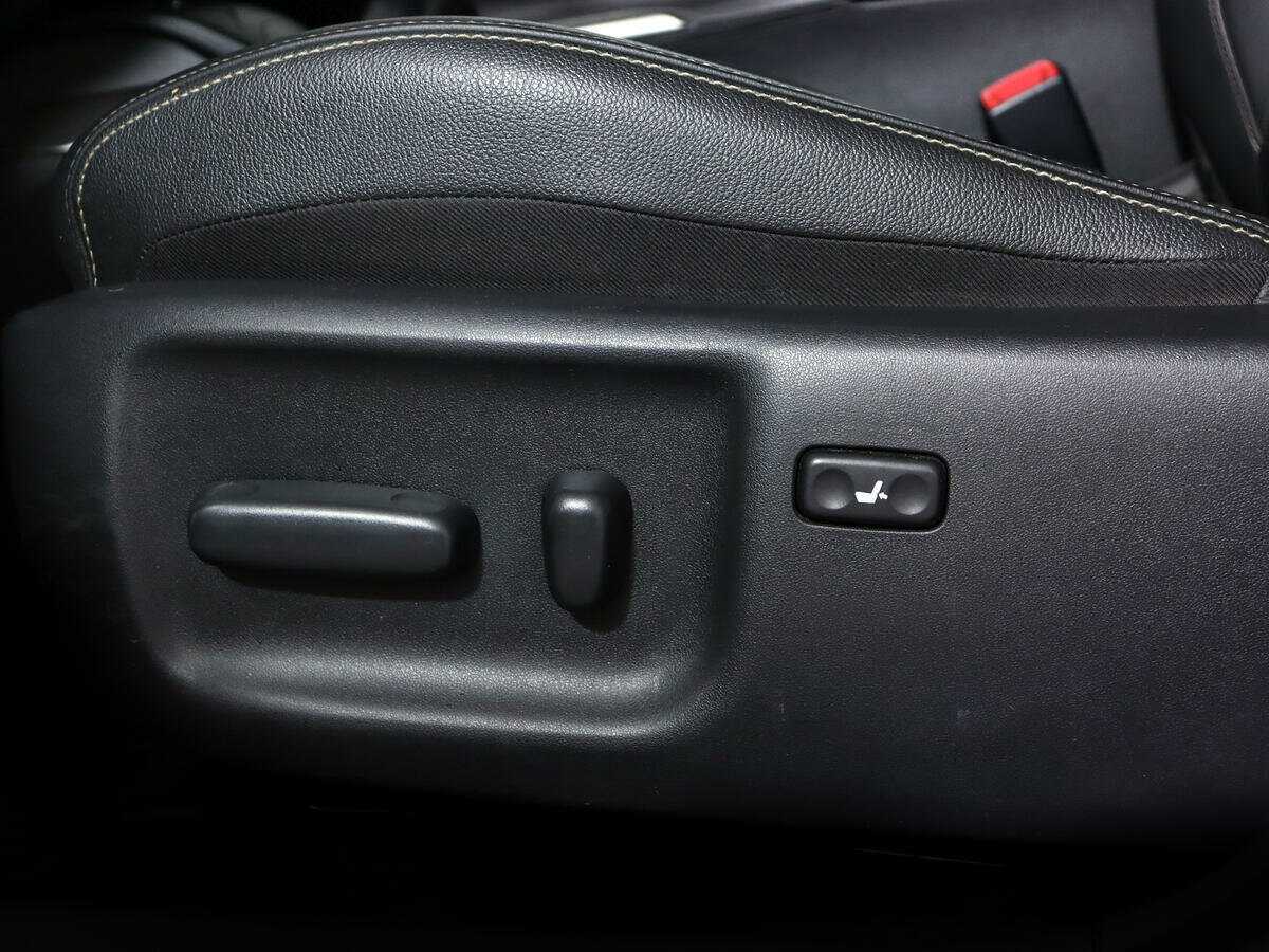 Купить Toyota Avensis с пробегом. Фото: #15