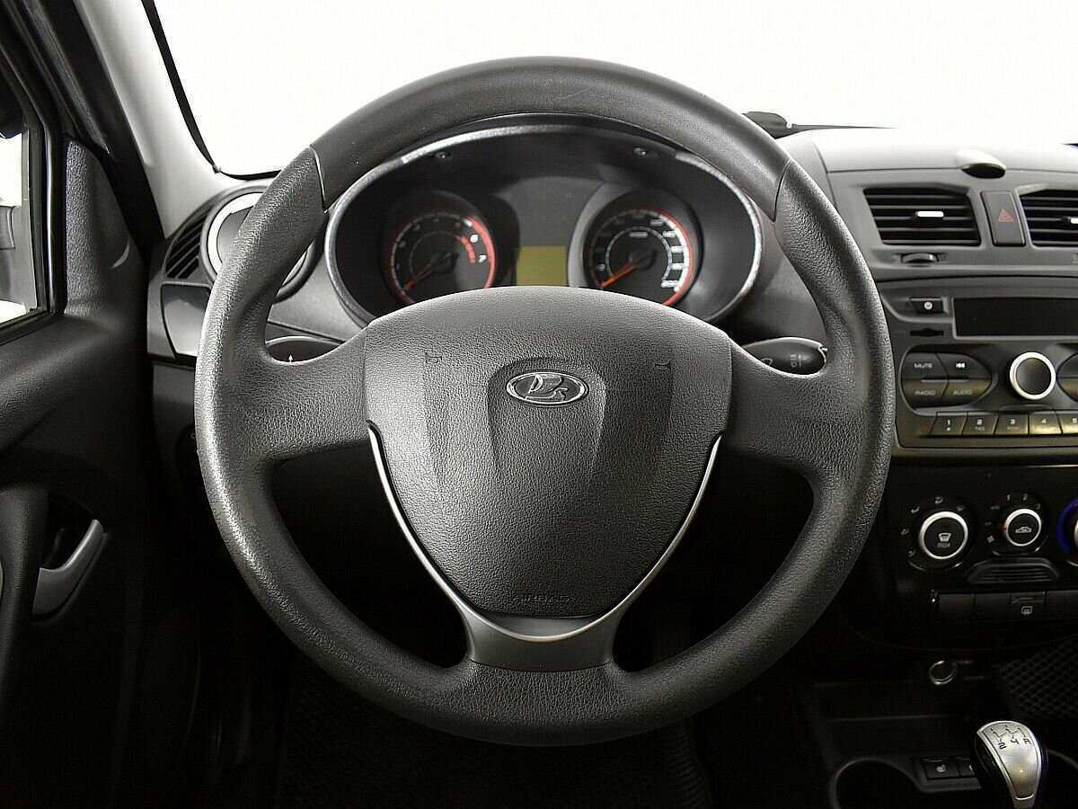 Купить Lada (ВАЗ) Kalina с пробегом. Фото: #10