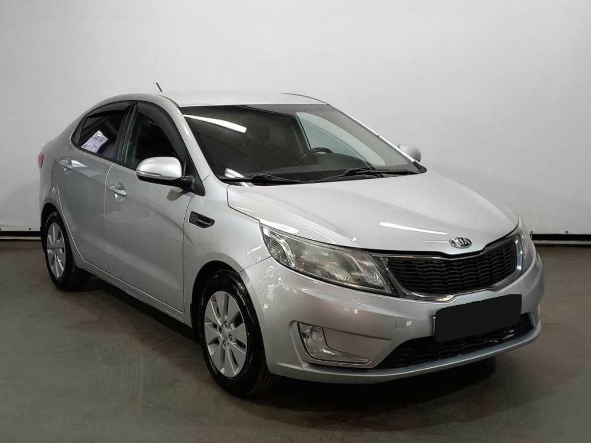 Купить Kia Rio с пробегом. Фото: #2