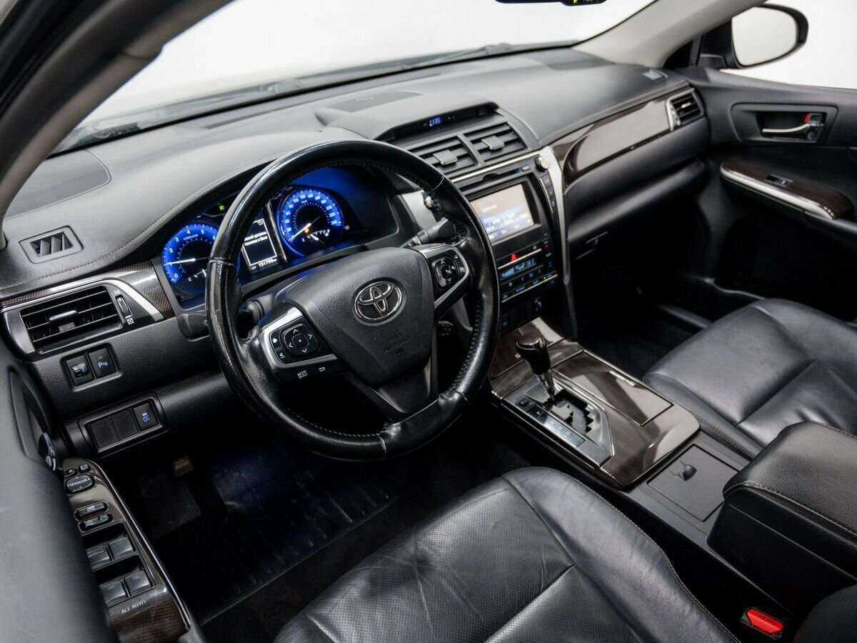 Купить Toyota Camry с пробегом. Фото: #12
