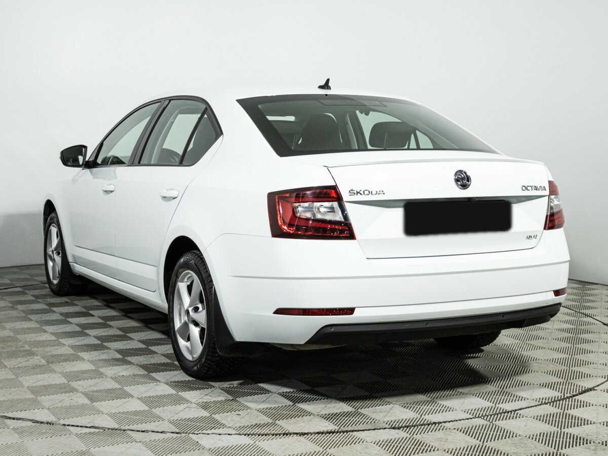 Купить Skoda Octavia с пробегом. Фото: #6