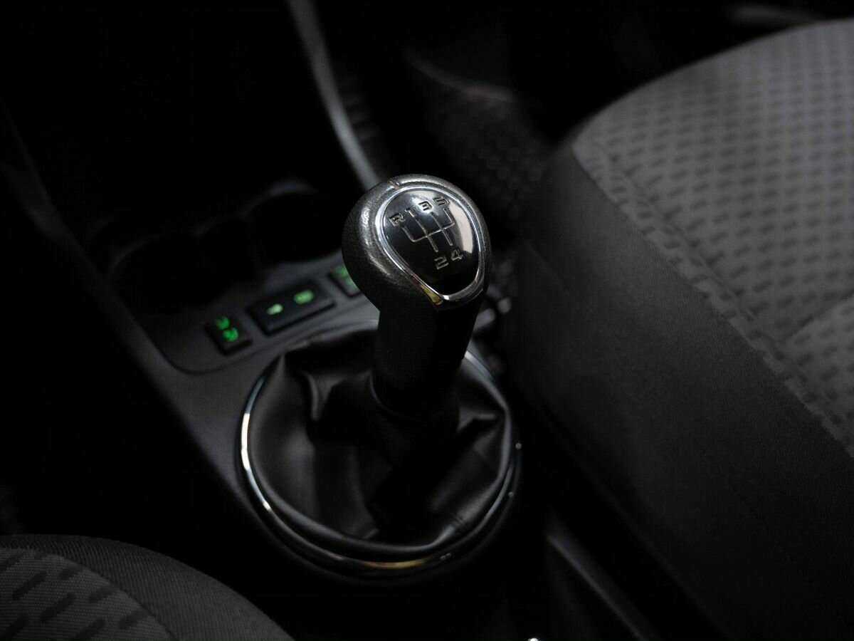 Купить Skoda Fabia с пробегом. Фото: #18