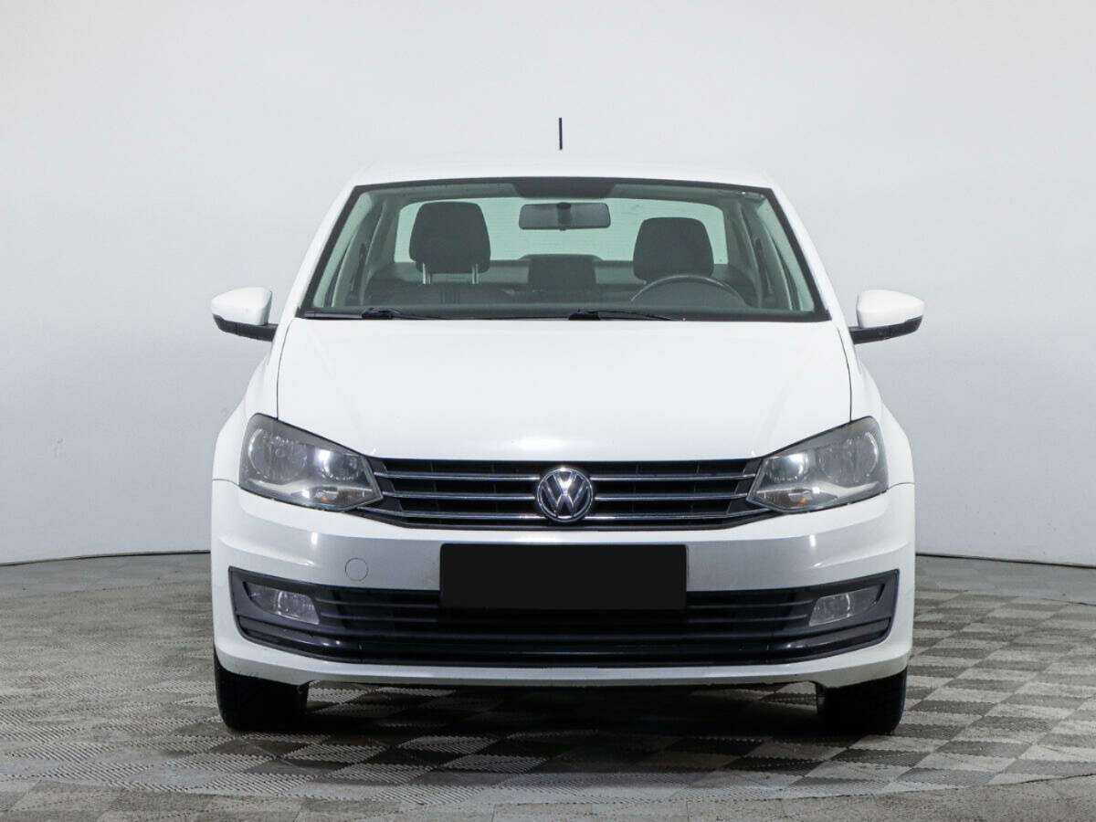 Купить Volkswagen Polo с пробегом. Фото: #1