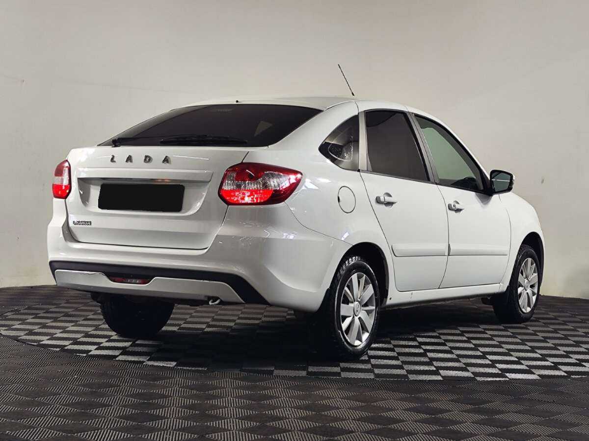 Купить Lada (ВАЗ) Granta с пробегом. Фото: #2