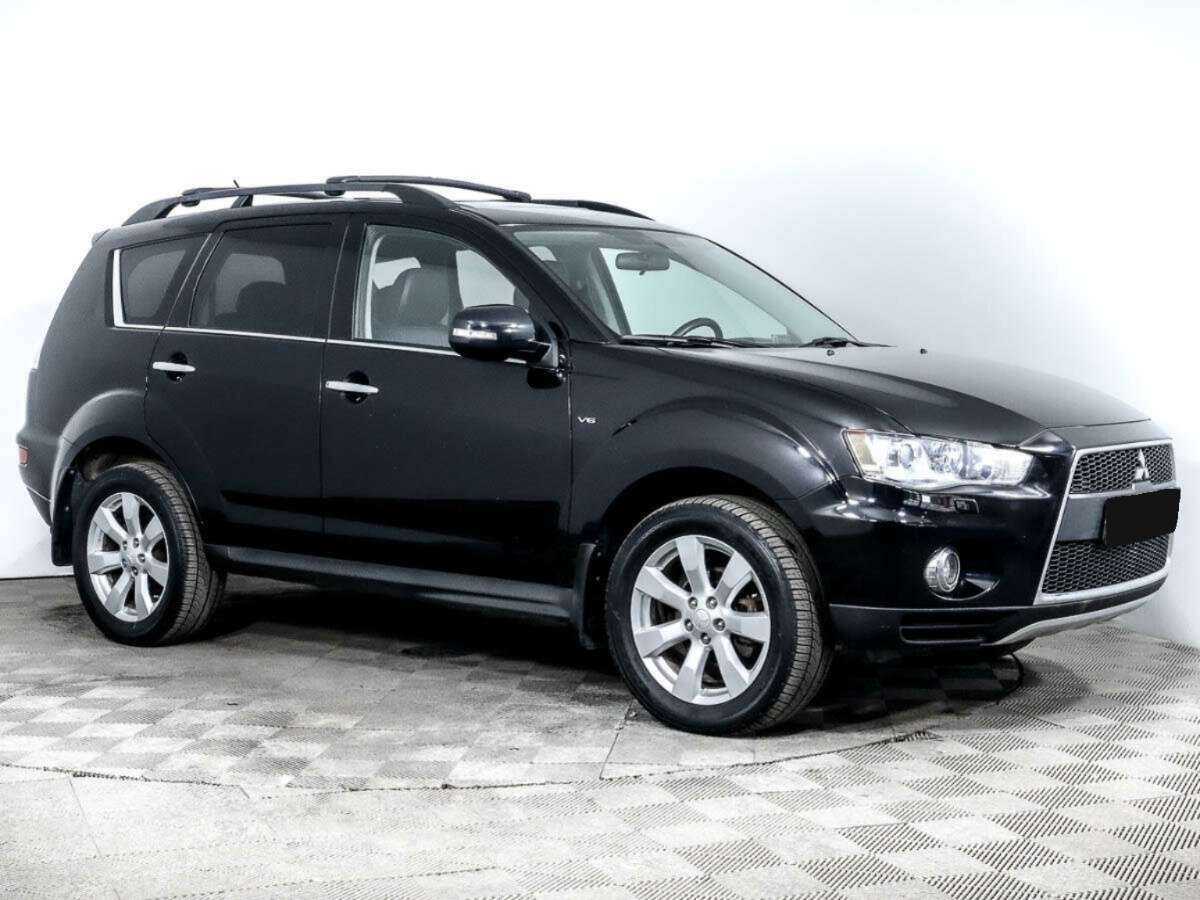Купить Mitsubishi Outlander с пробегом. Фото: #2