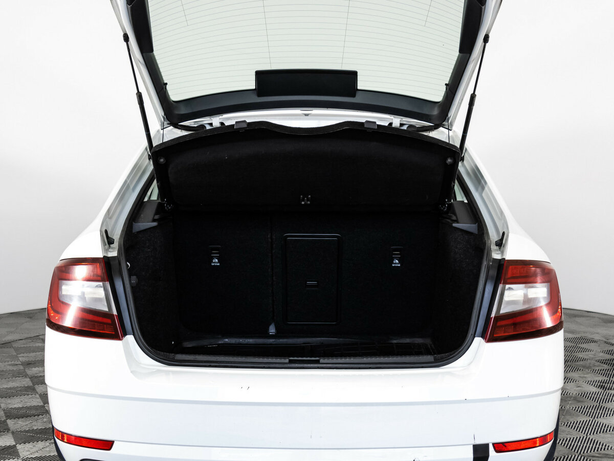 Купить Skoda Octavia с пробегом. Фото: #13