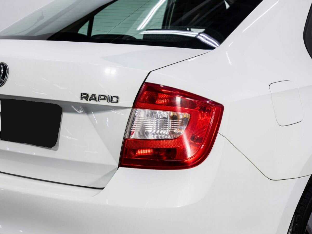 Купить Skoda Rapid с пробегом. Фото: #21