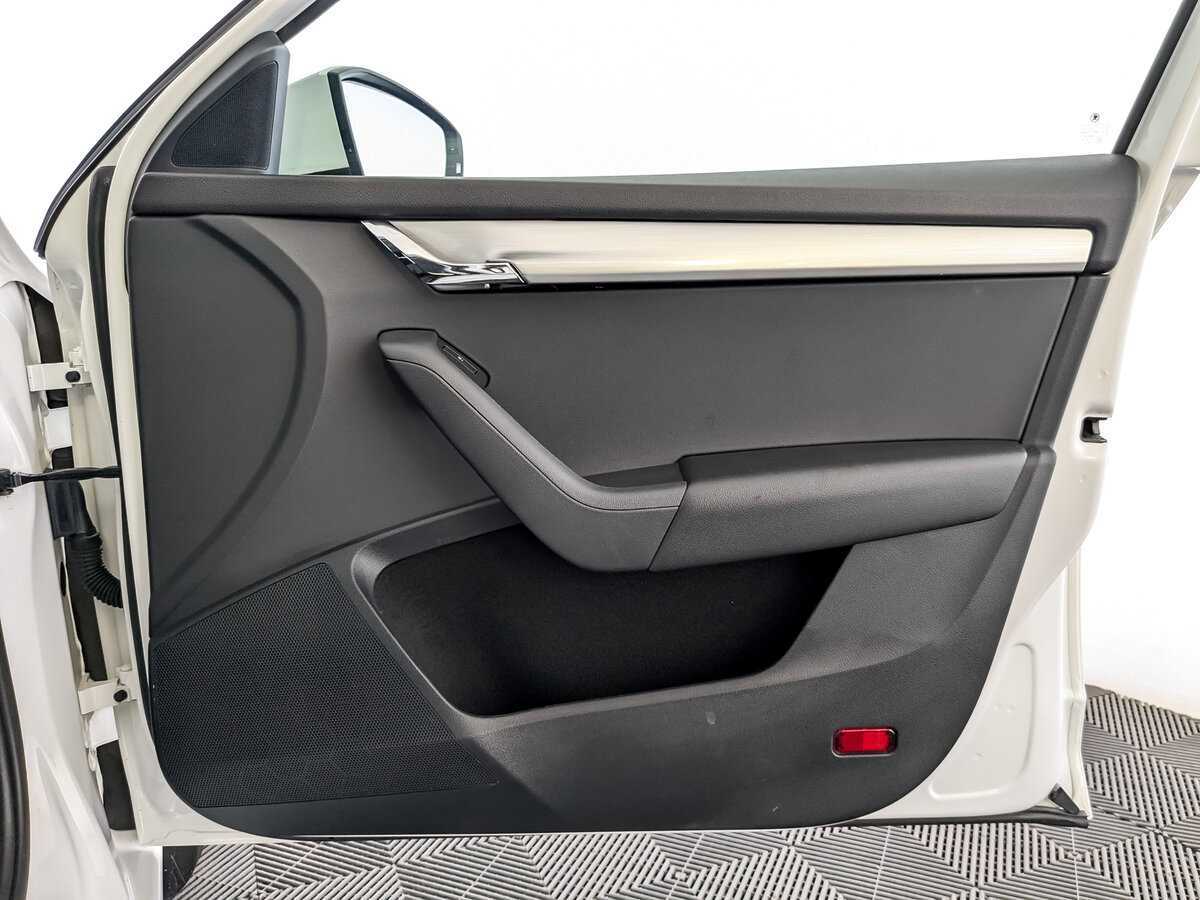 Купить Skoda Octavia с пробегом. Фото: #22